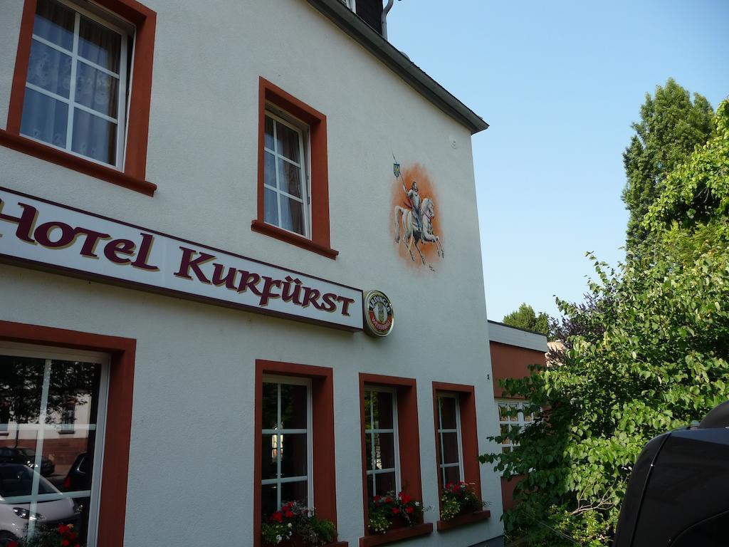 Hotel Kurfuerst Garni Ґермерсгайм Екстер'єр фото